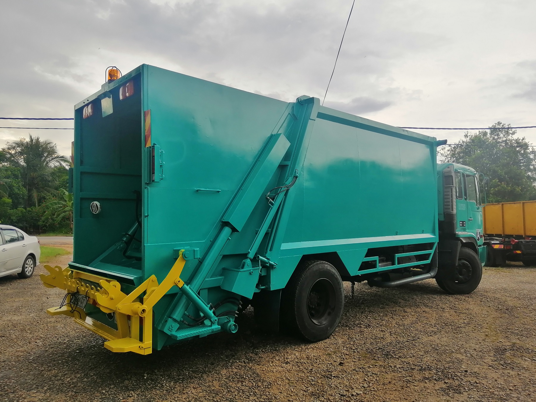 Rebuild Hino FR1K - New Garbage Compactor - Appermit Global Sdn. Bhd.
